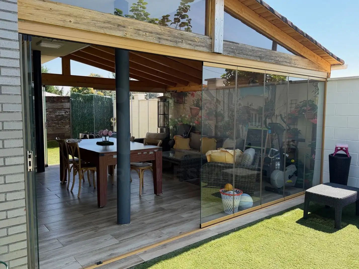 Casa aparellada en venda a Valverde de la Virgen, imagen 5