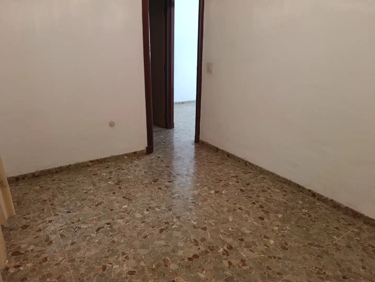 Flat for sale in Dos Hermanas  with Air Conditioner
