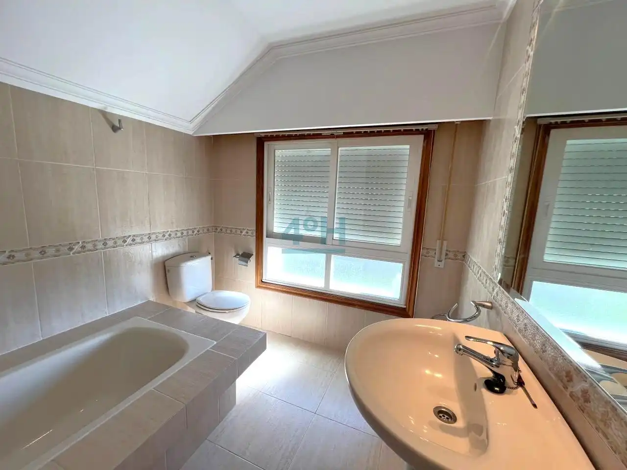 Baño de Casa o chalet en venta en Barbadás con Calefacción, Jardín privado y Terraza