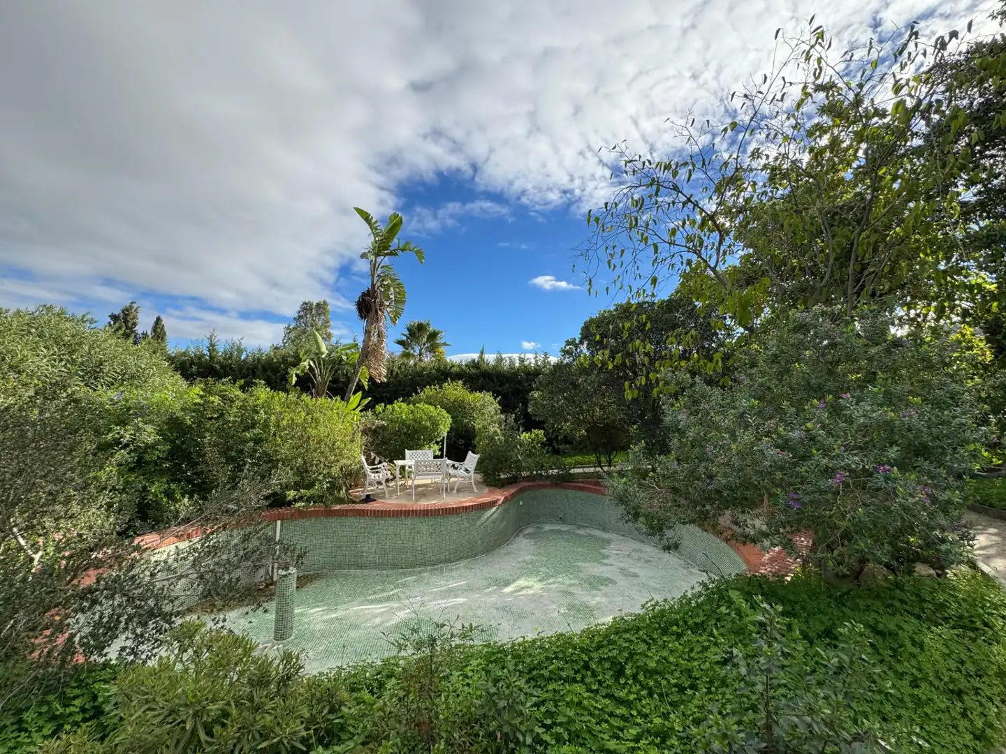 Piscina de Casa o xalet en venda en Alhaurín de la Torre amb Aire condicionat, Calefacció i Jardí privat
