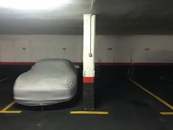 Garage zum Verkauf in Calle del Doctor Zamenhof, 40, Salvador