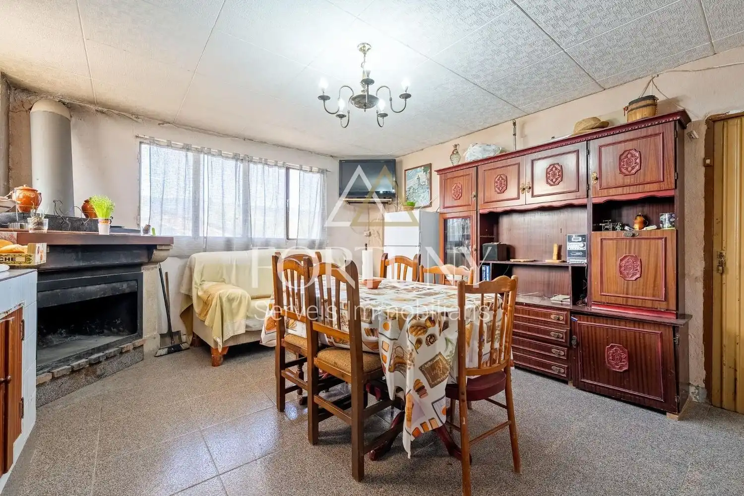 Comedor de Casa o chalet en venta en L'Espluga de Francolí con Piscina