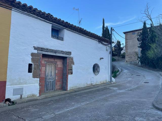 Casa-chalet en Venta en Calle BAJA en Huerto