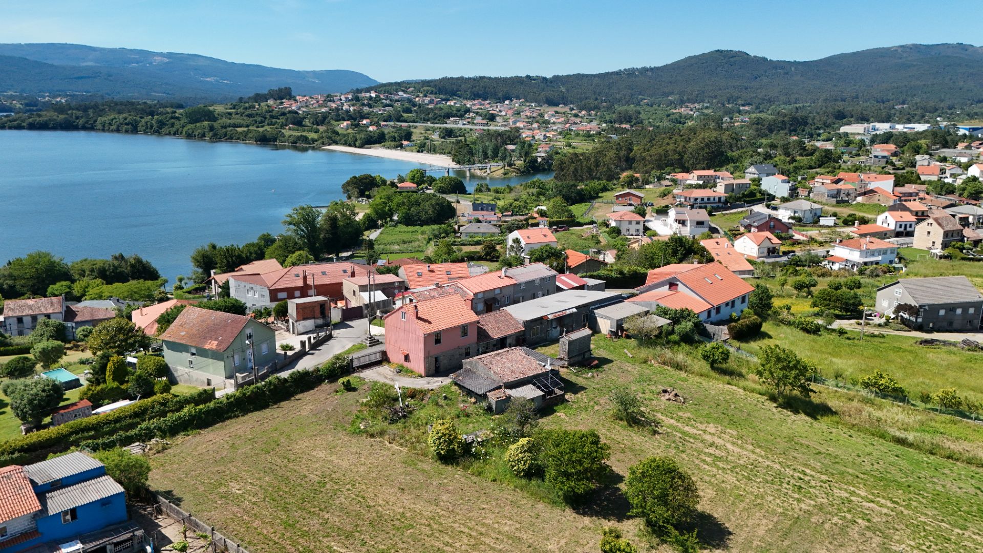 Casa o xalet en venda en Rianxo amb Calefacció, Jardí privat i Traster