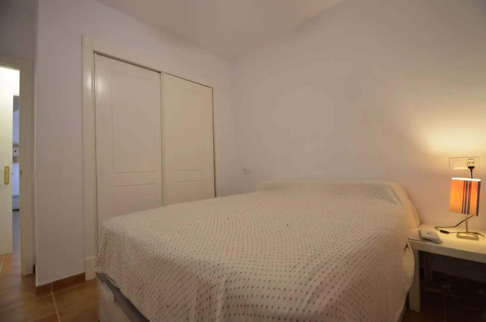 Habitación de Apartamento en venta en Ayamonte con Aire acondicionado, Terraza y Piscina comunitaria
