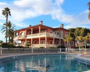 Vista exterior de Casa o xalet en venda en Elche / Elx amb Aire condicionat, Calefacció i Jardí privat