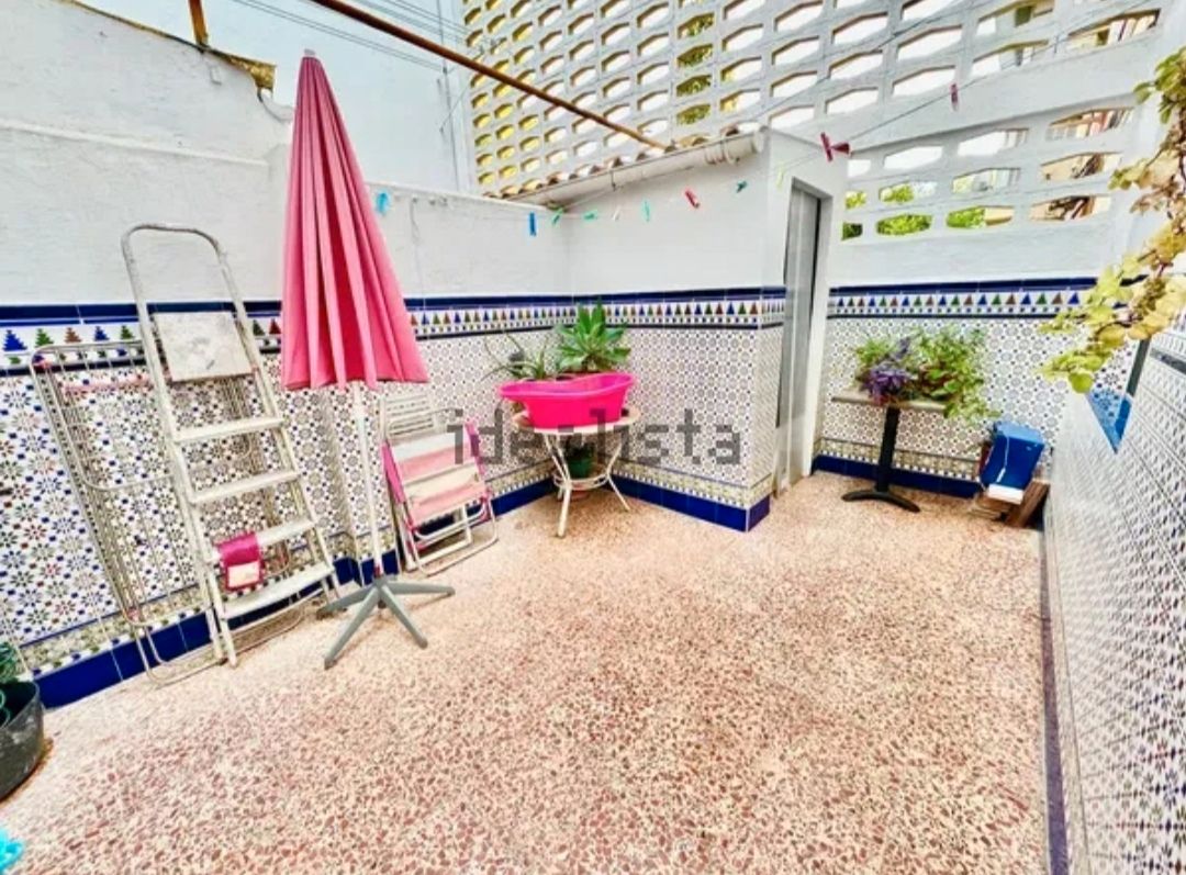 Vista exterior de Pis en venda en  Sevilla Capital amb Moblat