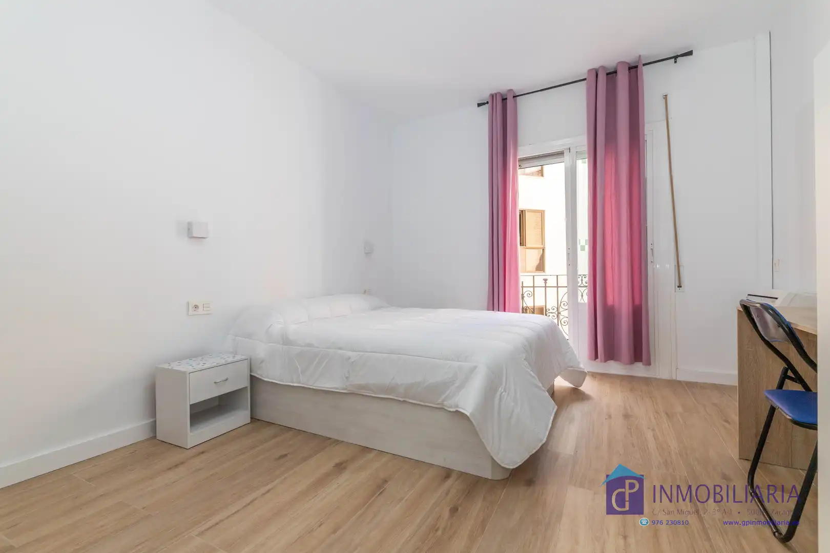 Flat for sale in Calle de Santiago, Alfonso