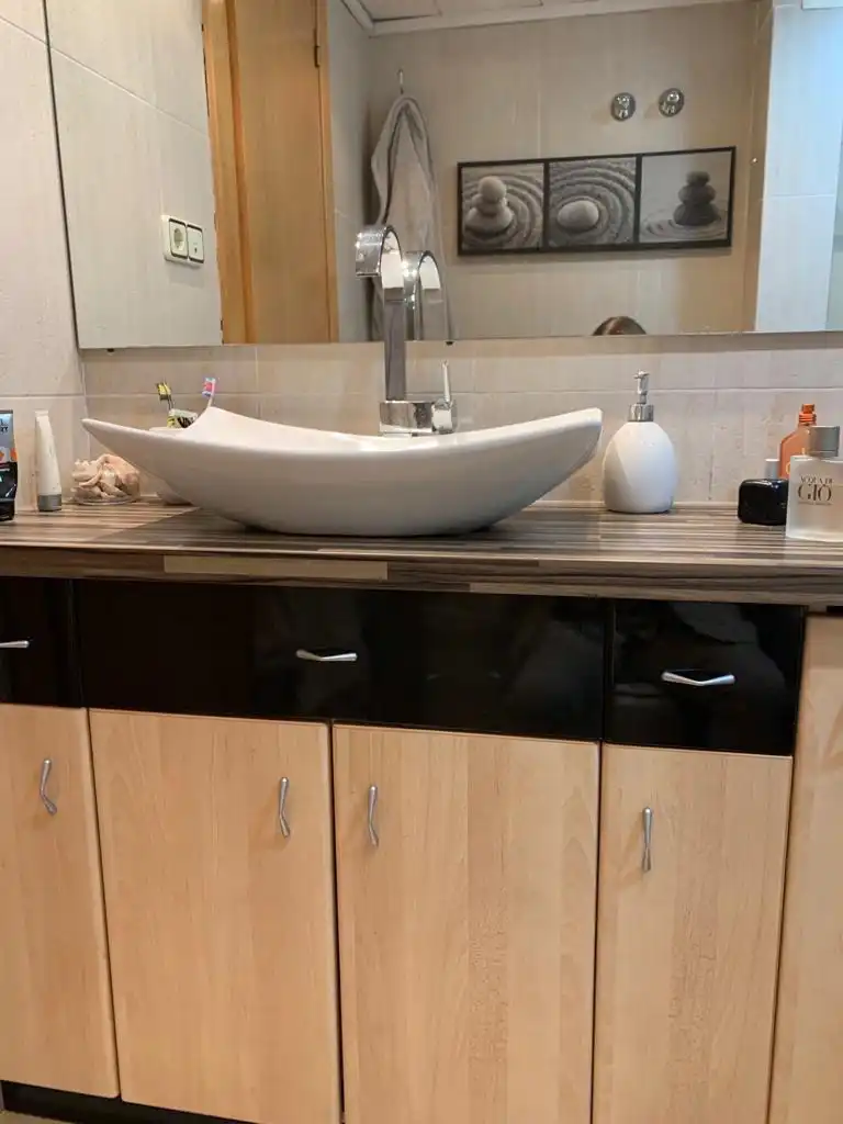 Baño de Piso de alquiler en Barcelona con Aire acondicionado, Calefacción y Parquet