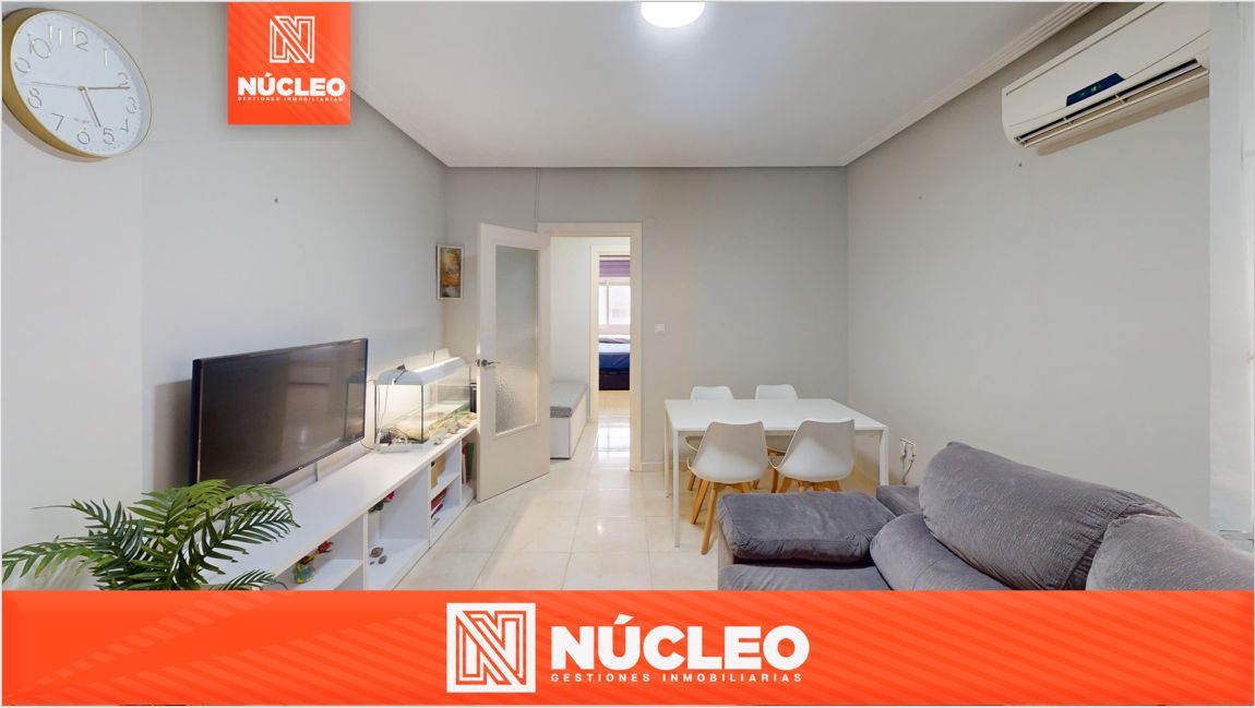 Living room of Flat for sale in Alicante / Alacant  with Air Conditioner, Heating and Furnished