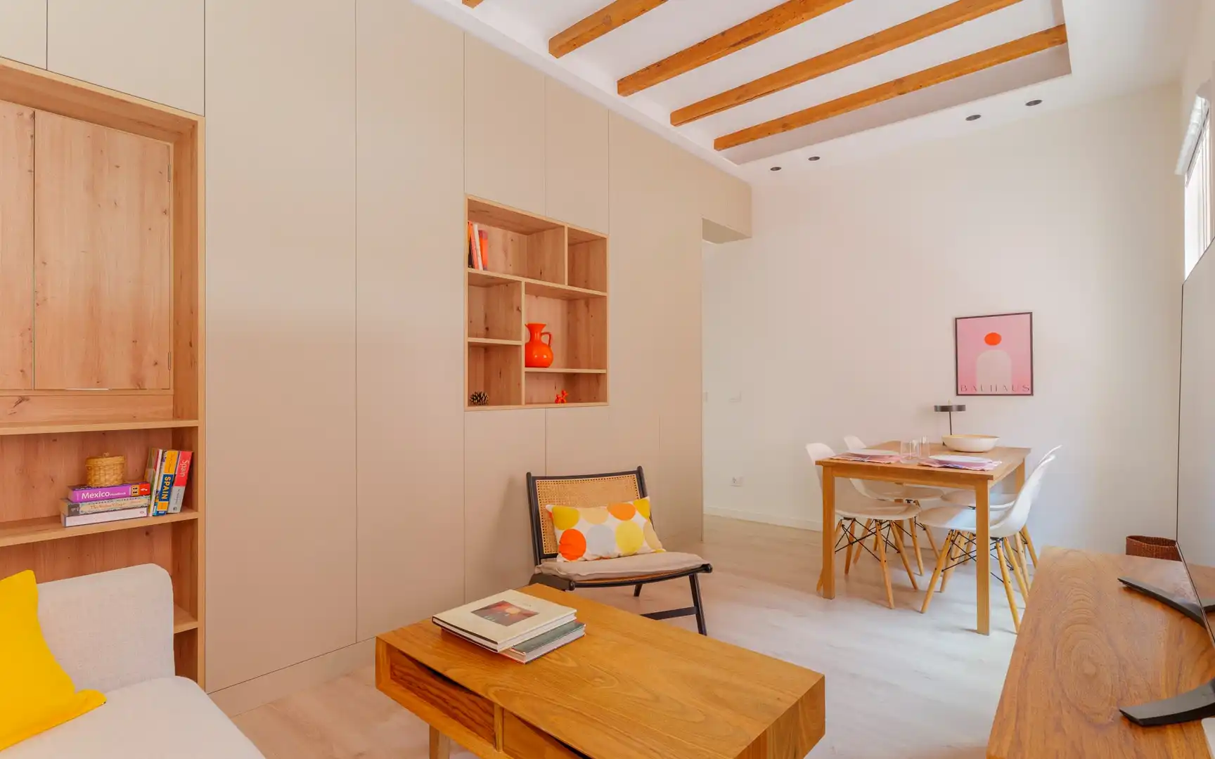 Living room of Flat for rent in Madrid  with Heating and Furnished
