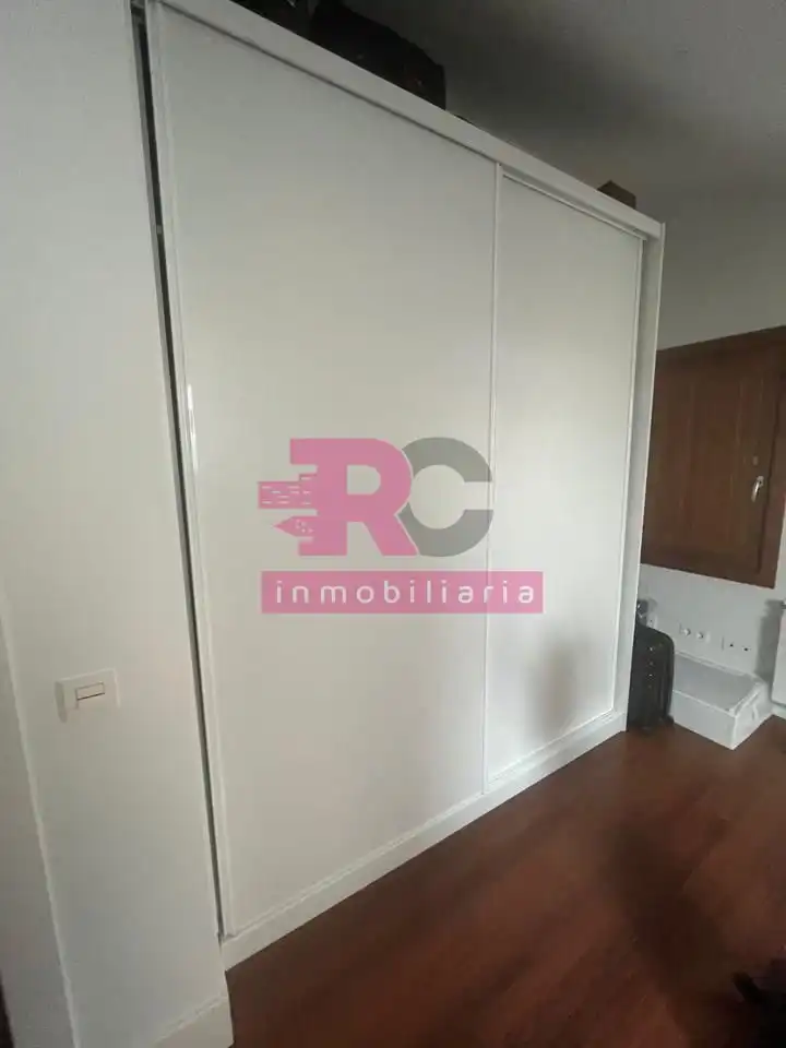 Habitación de Ático en venta en Salamanca con Aire acondicionado y Calefacción