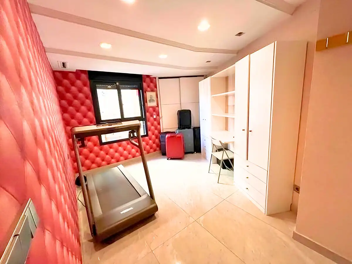Schlafzimmer von Wohnung zum Verkauf in Valencia mit Klimaanlage, Heizung und Abstellraum