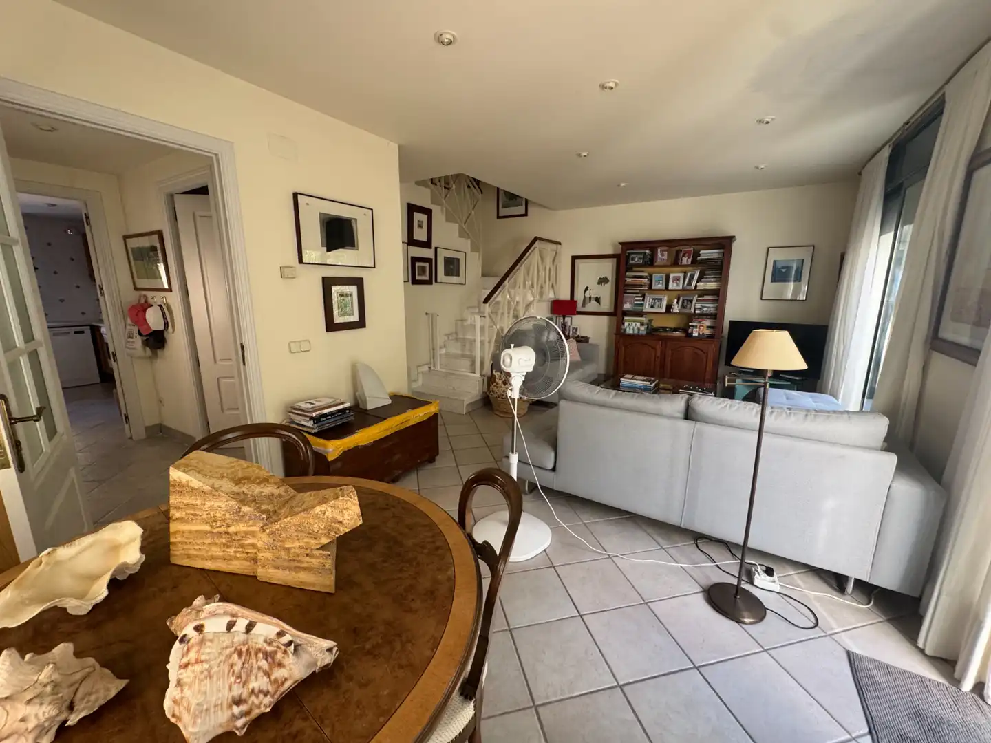 Sala d'estar de Casa o xalet de lloguer en Sant Feliu de Guíxols amb Calefacció, Terrassa i Moblat