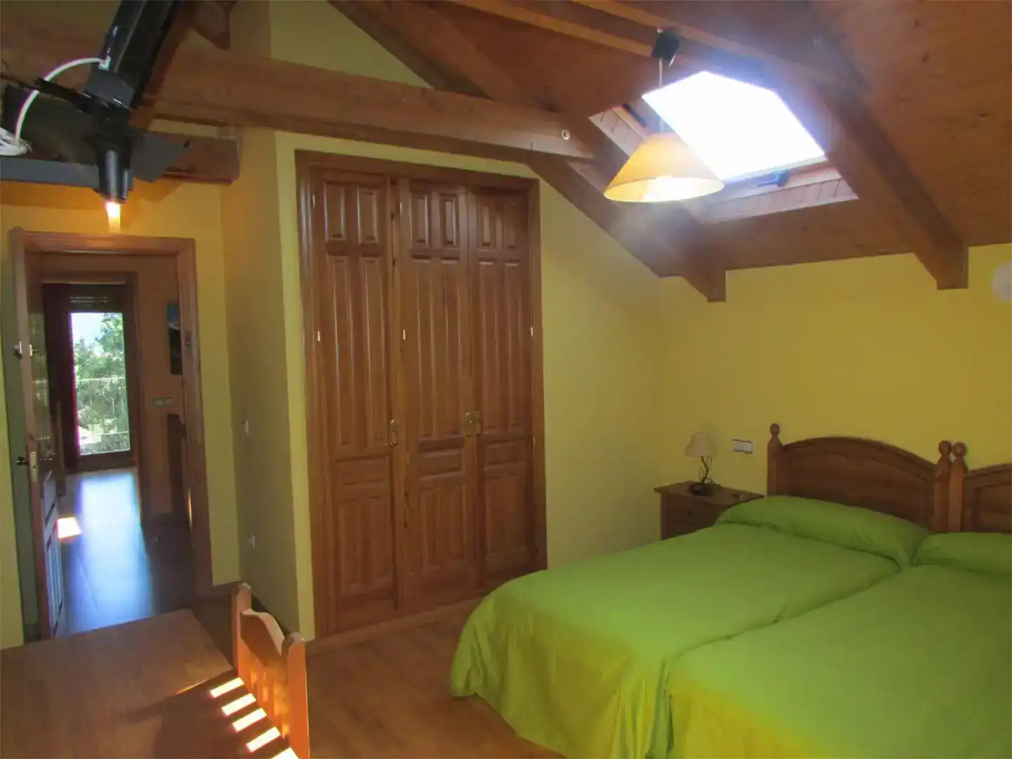 Dormitori de Casa o xalet de lloguer en Jaca amb Jardí privat, Parquet i Moblat