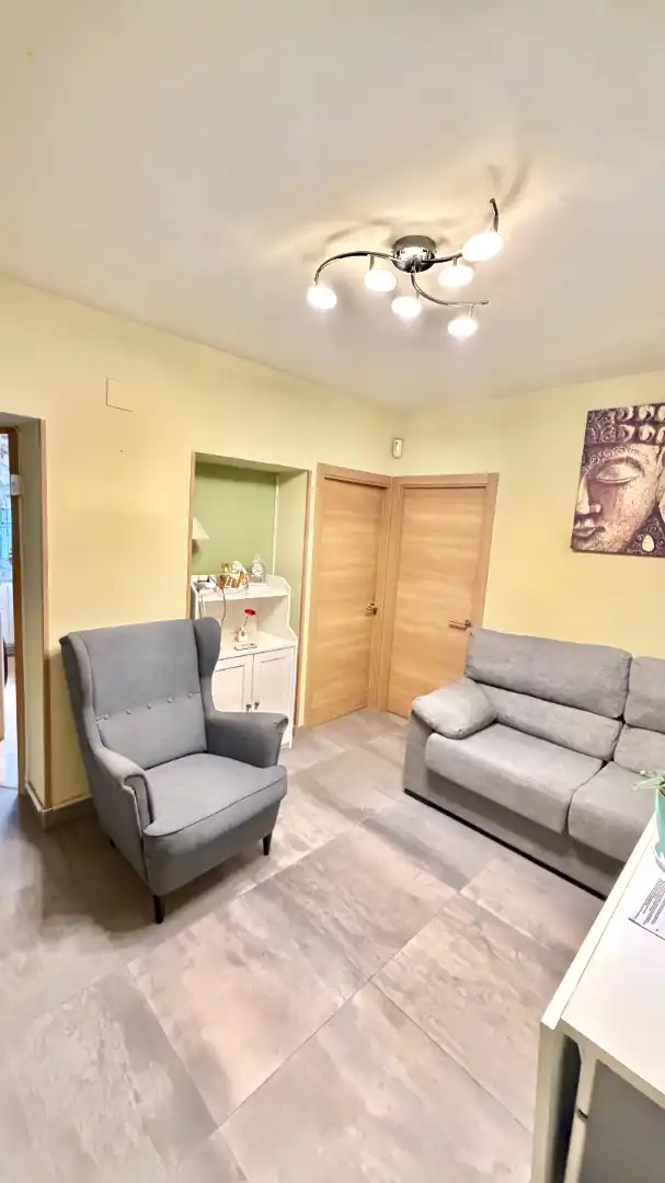 Piso en venta en  Madrid Capital con Aire acondicionado, Calefacción y Amueblado