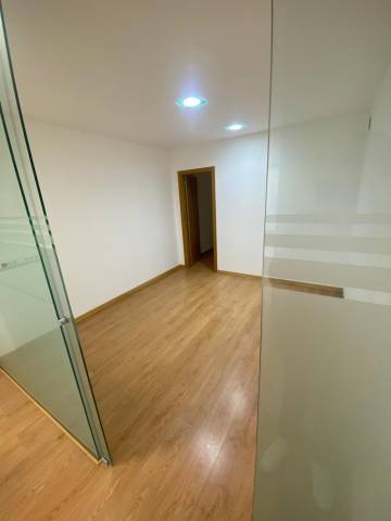 Local comercial en Venta en  TILOS, LOS, 13 en Garrido Norte