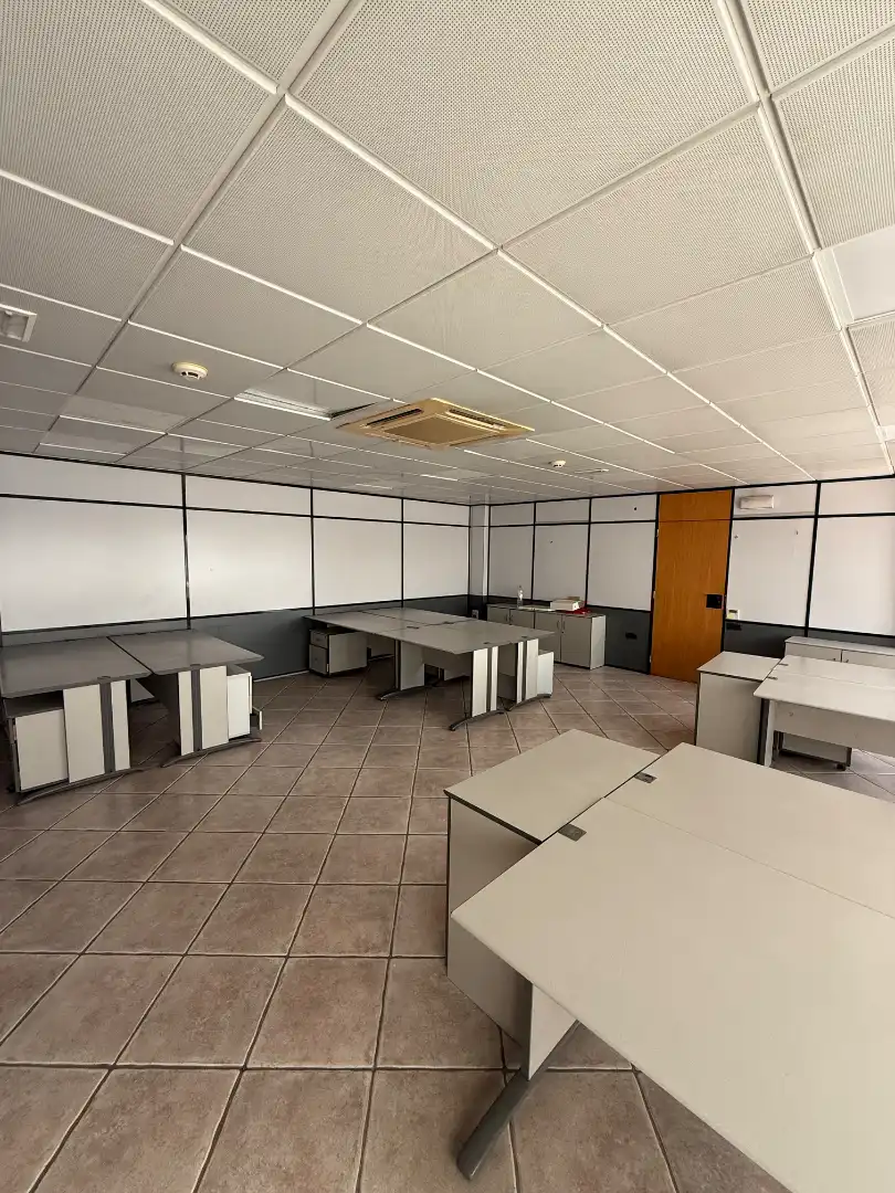 Büro mit Aufzug zur Miete in Avinguda de Barcelona 39A, imagen 6