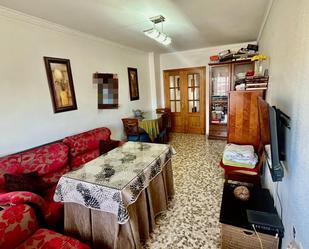 Sala d'estar de Pis en venda en Palma del Río amb Calefacció