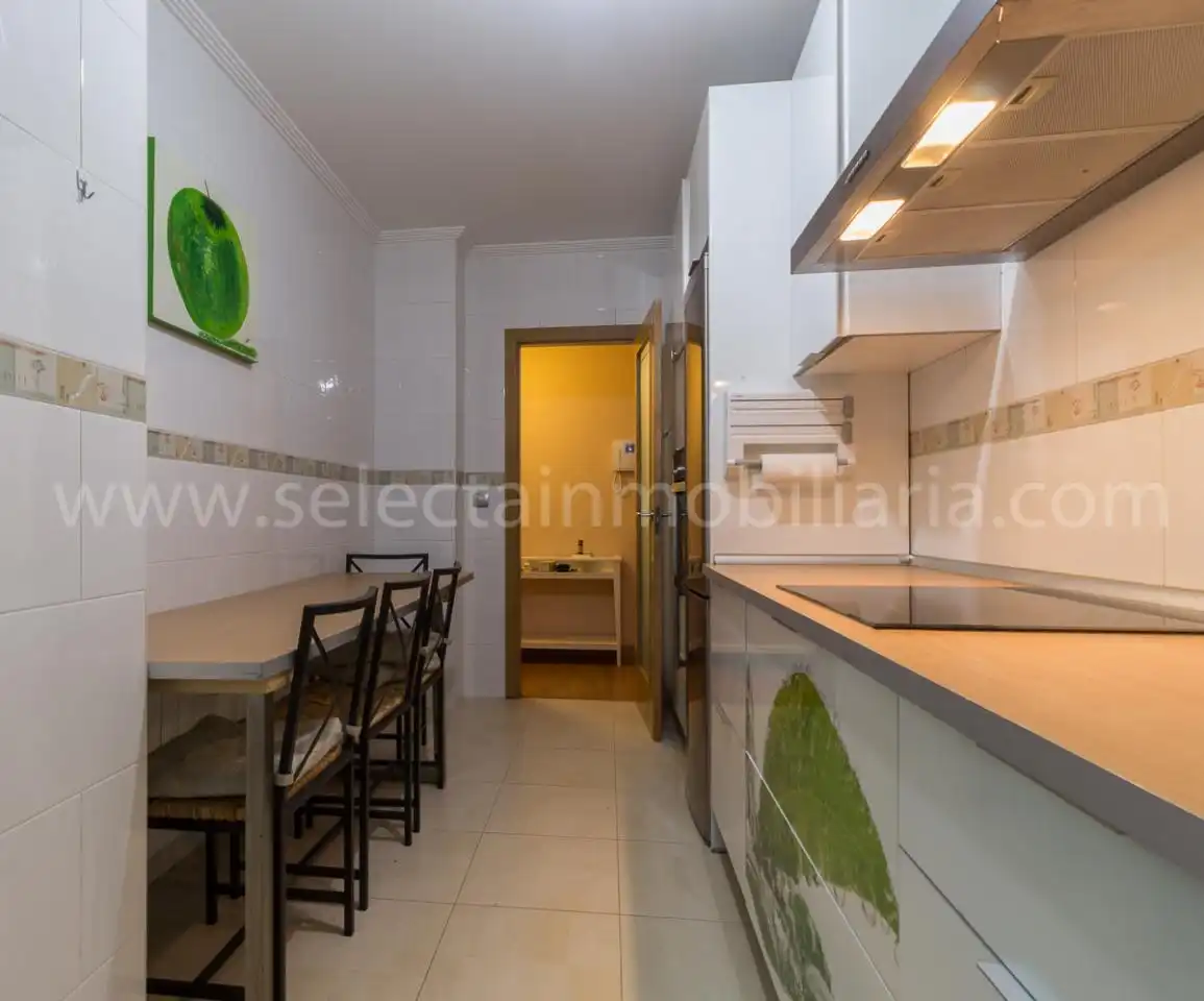 Flat with lift to rent in PLAZA DA VEIGA DA EIRA, imagen 2
