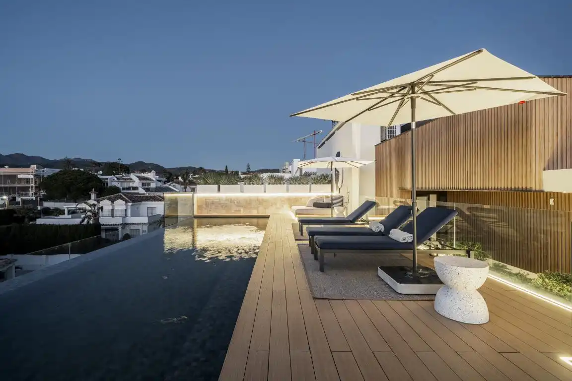 Apartment with pool for sale in Marbella Centro, imagen 8