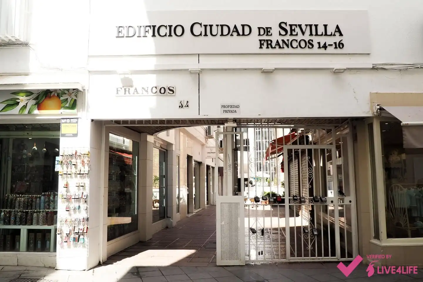 Exterior view of Study for rent in Sevilla