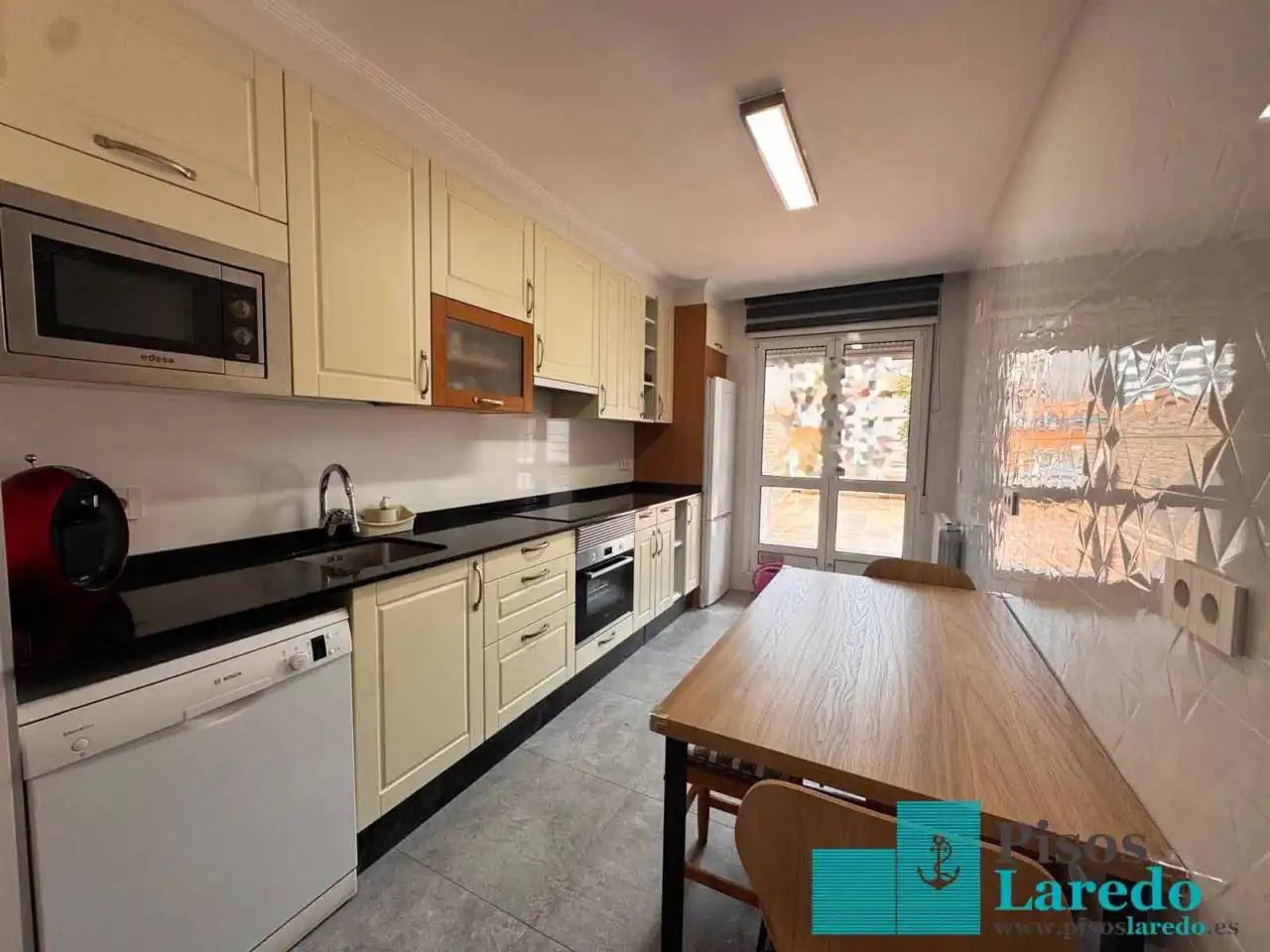 Kitchen of Flat for rent in Laredo  with Heating, Terrace and Furnished