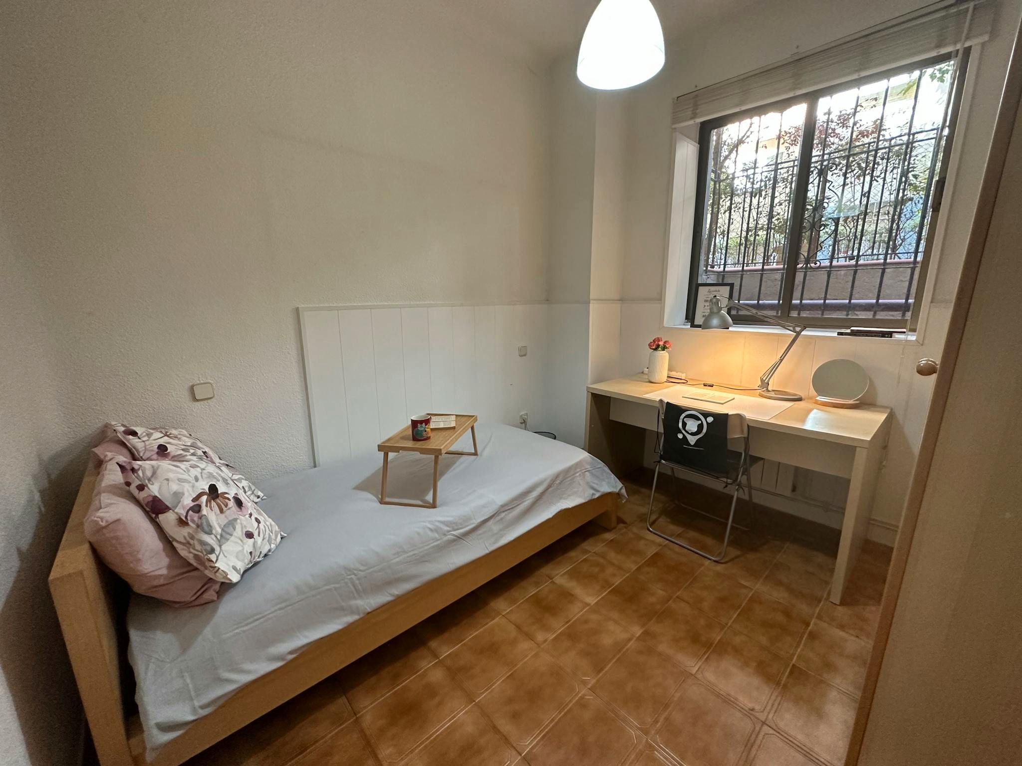 Habitación de Piso de alquiler en  Madrid Capital con Calefacción, Amueblado y Lavadora