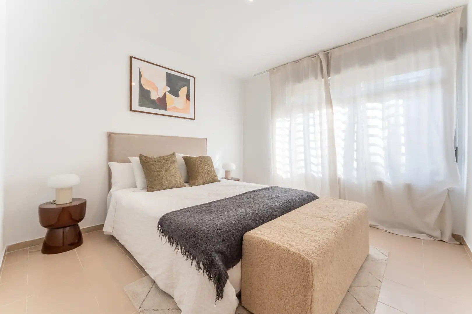 Habitación de Piso en venta en Madrid con Piscina comunitaria