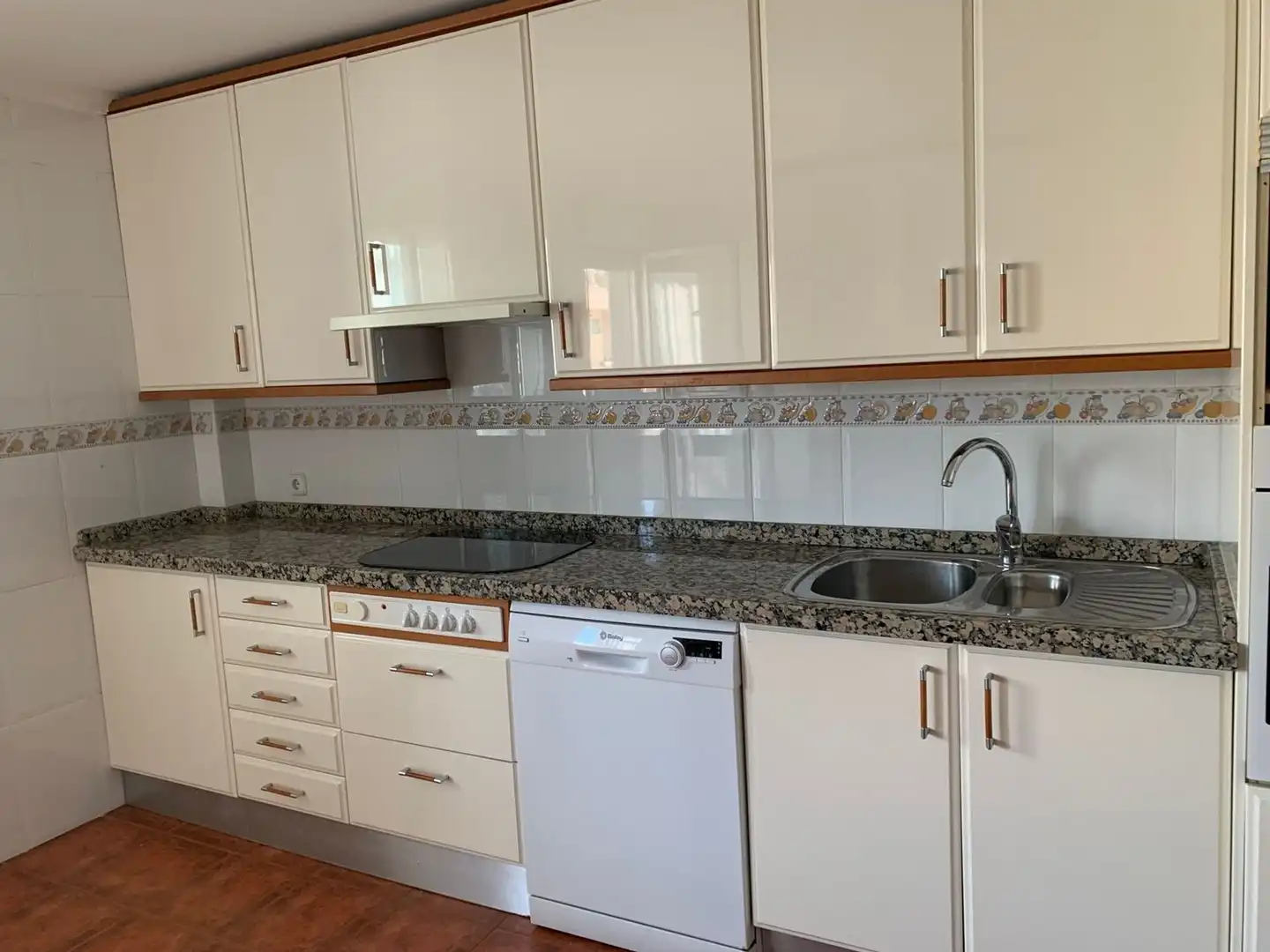Cocina de Dúplex de alquiler en Cáceres con Calefacción