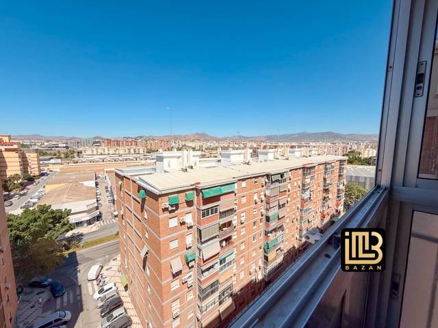 Piso en Venta en Calle Conejito de Málaga en La Luz - El Torcal