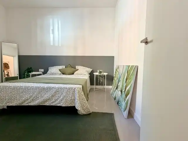 Detached homes for sale in Carrer de Fernando Poo, Els Merinals