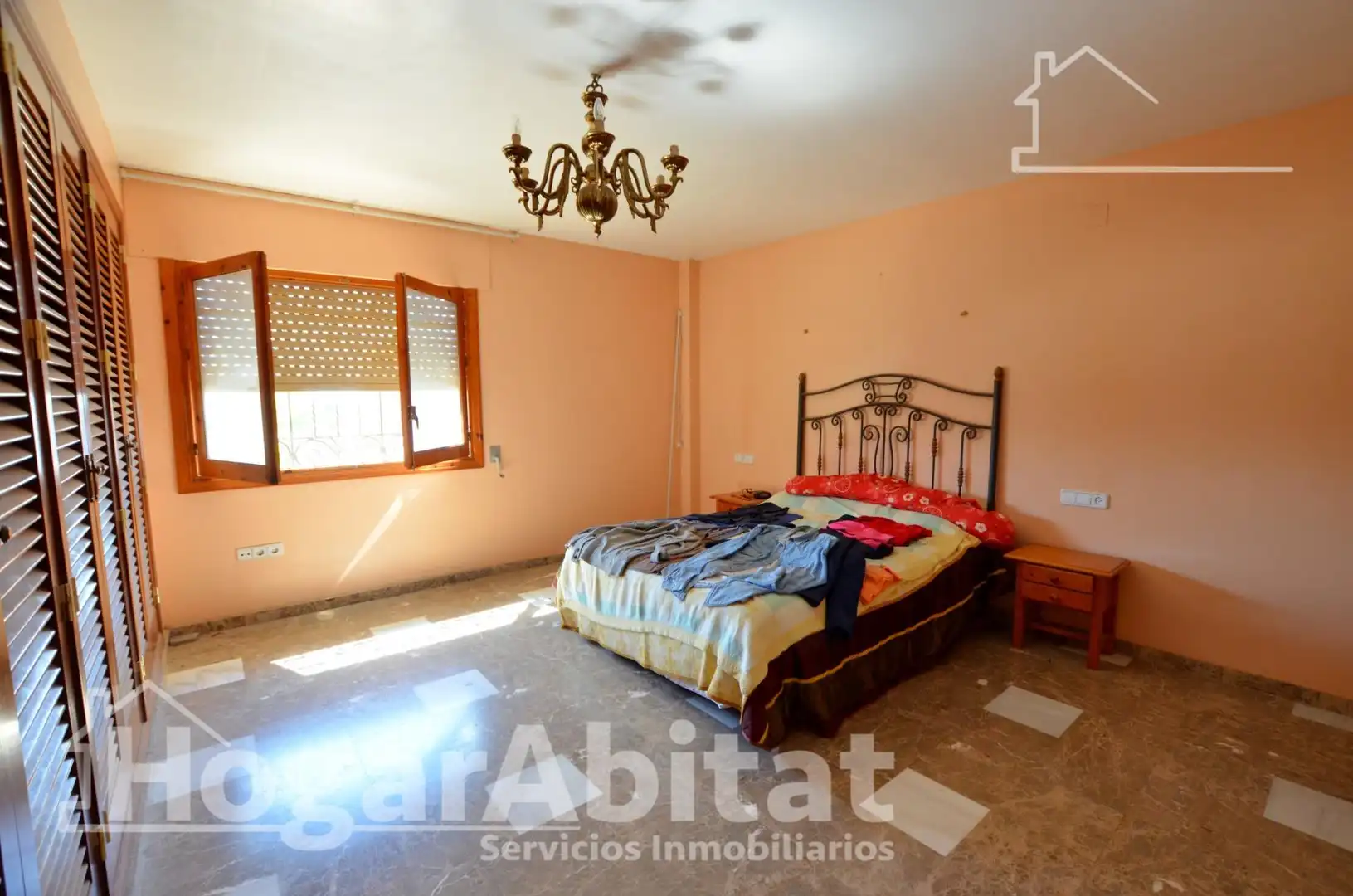 Schlafzimmer von Haus oder Chalet zum Verkauf in Mutxamel mit Heizung, Privatgarten und Terrasse