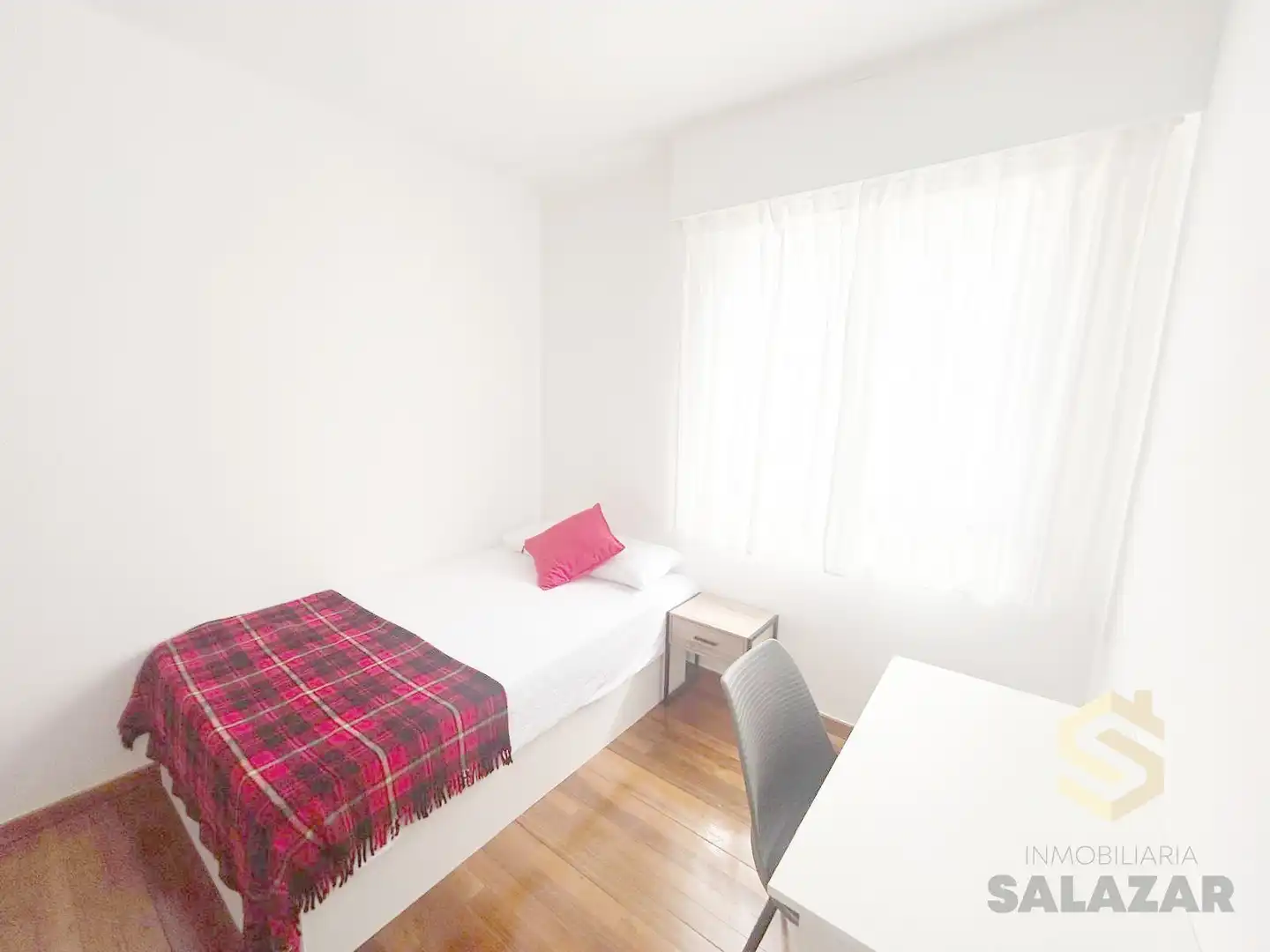 Habitación de Piso de alquiler en Bilbao  con Calefacción