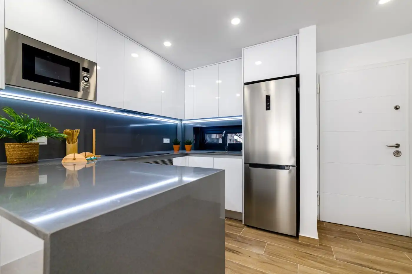 Cuina de Apartament en venda en Villamartín amb Aire condicionat, Calefacció i Jardí privat