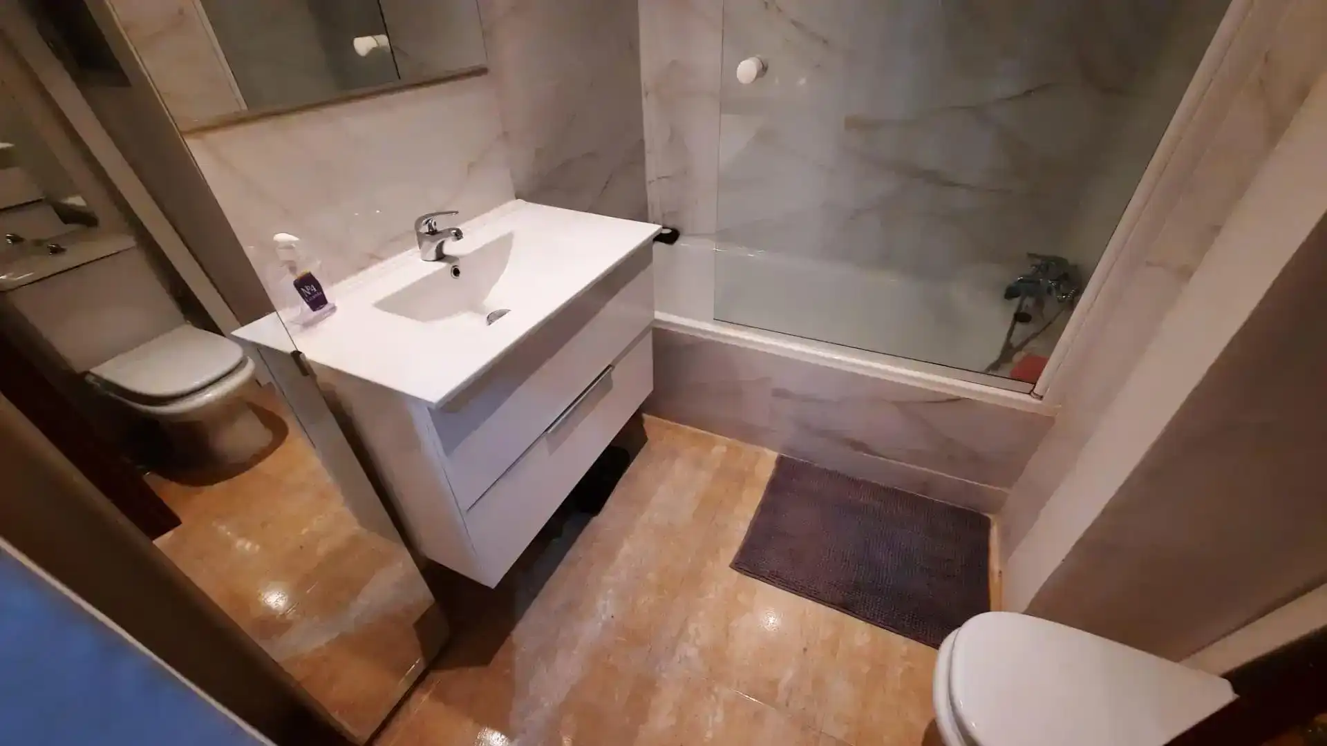 Bany de Pis de lloguer en Hortaleza