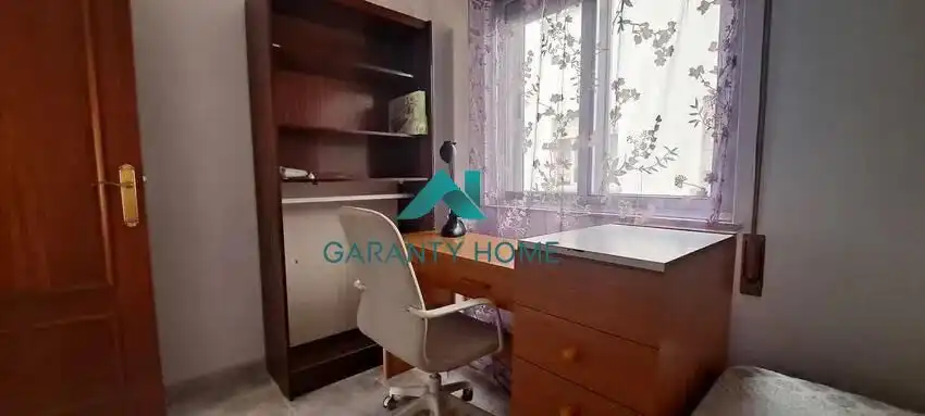 Flat with balcony to rent in San Bernardo - Carmelitas - Campus, imagen 13