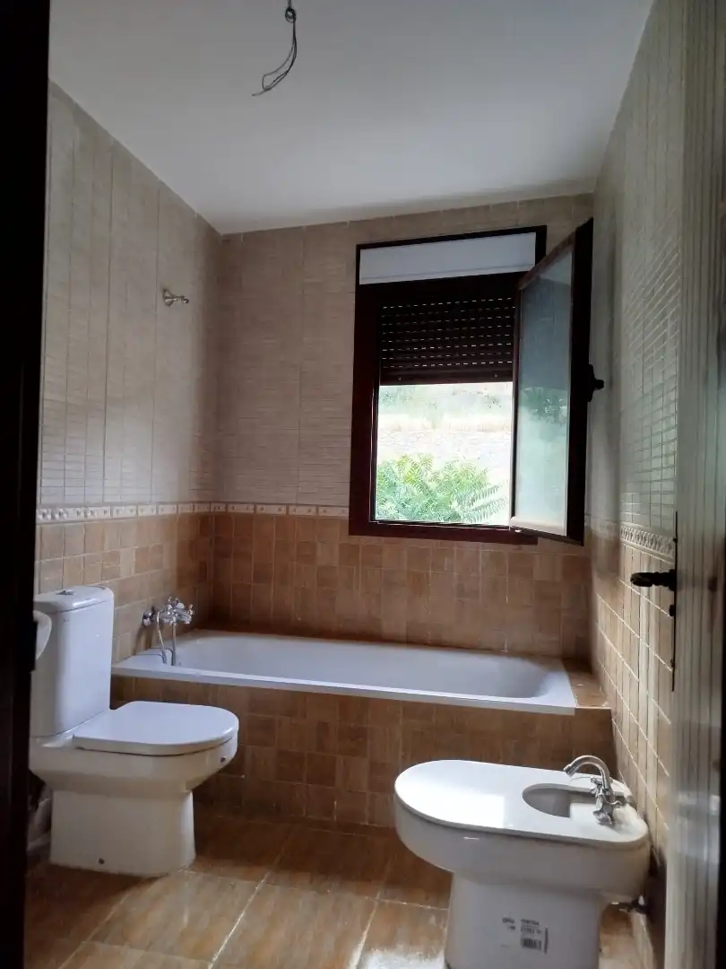 Baño de Apartamento en venta en Alpujarra de la Sierra con Terraza