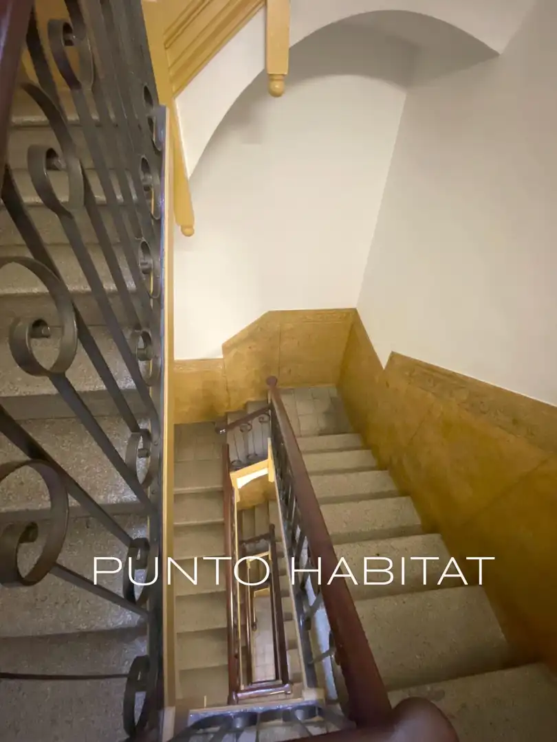 Piso en venta en Barcelona con Aire acondicionado, Calefacción y Parquet