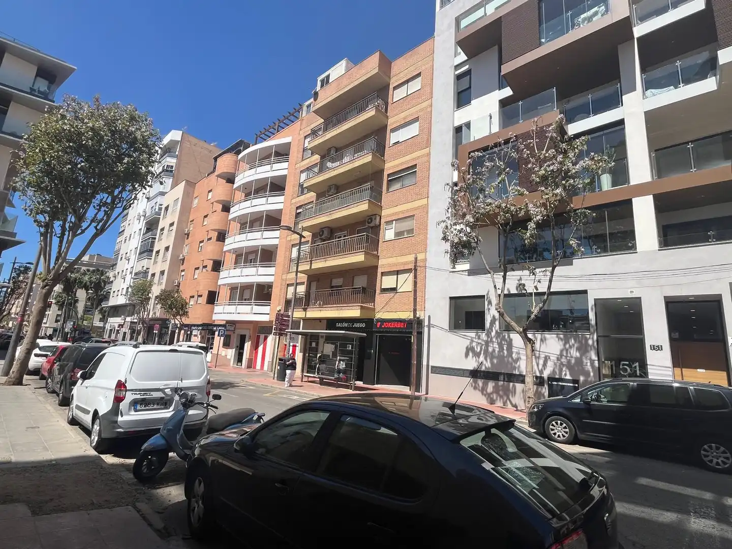 Vista exterior de Pis en venda en Almería amb Aire condicionat, Calefacció i Parquet