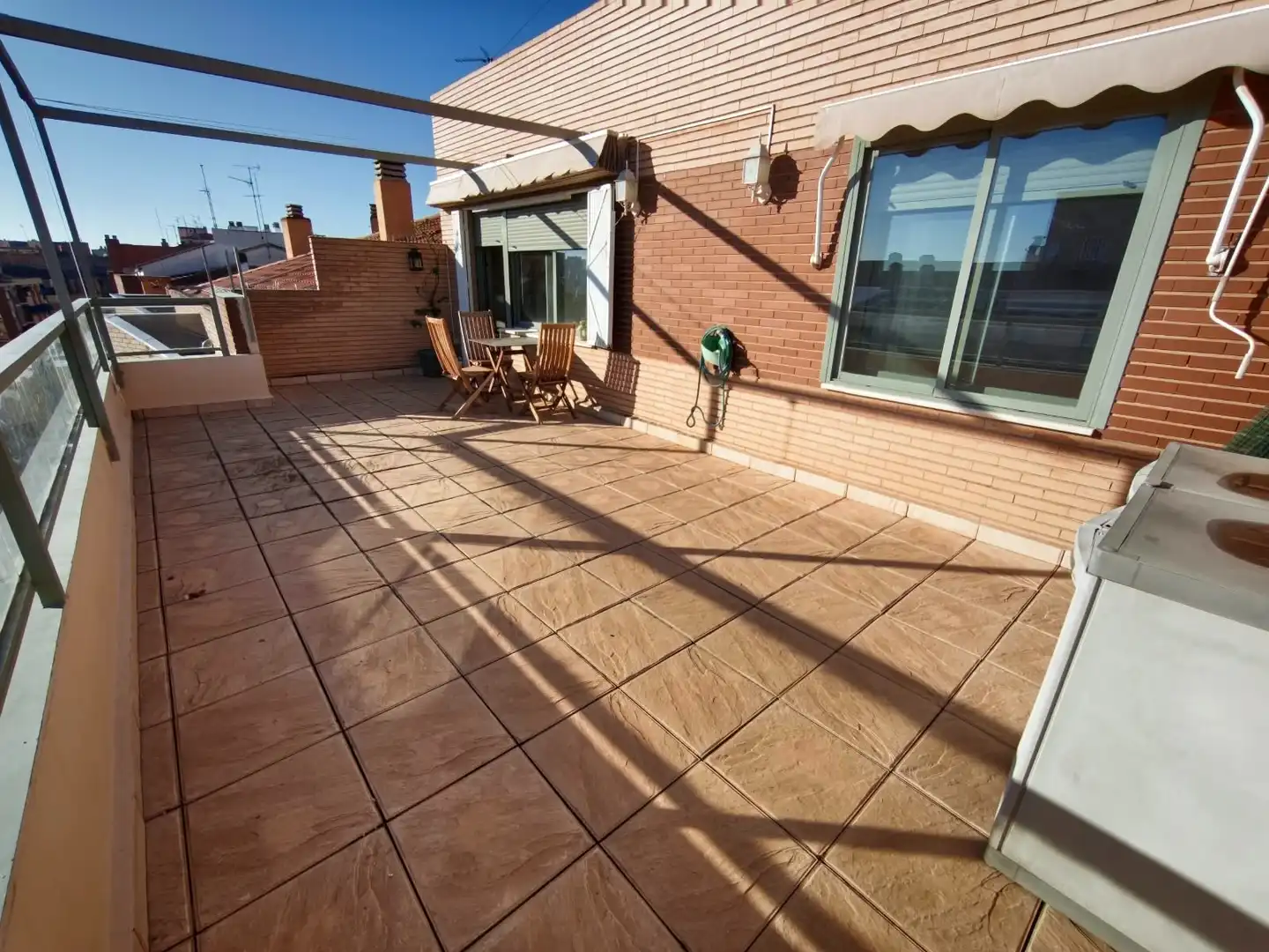 Terrasse von Dachboden zur Miete in Feria