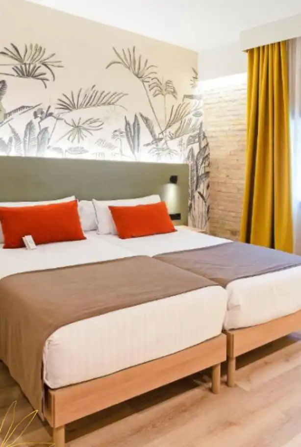 Habitación de Edificio en venta en Valencia