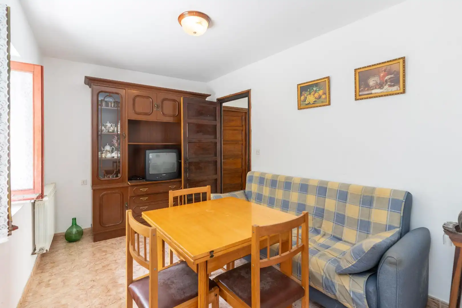 Sala d'estar de Finca rústica en venda en Cangas del Narcea amb Calefacció i Traster