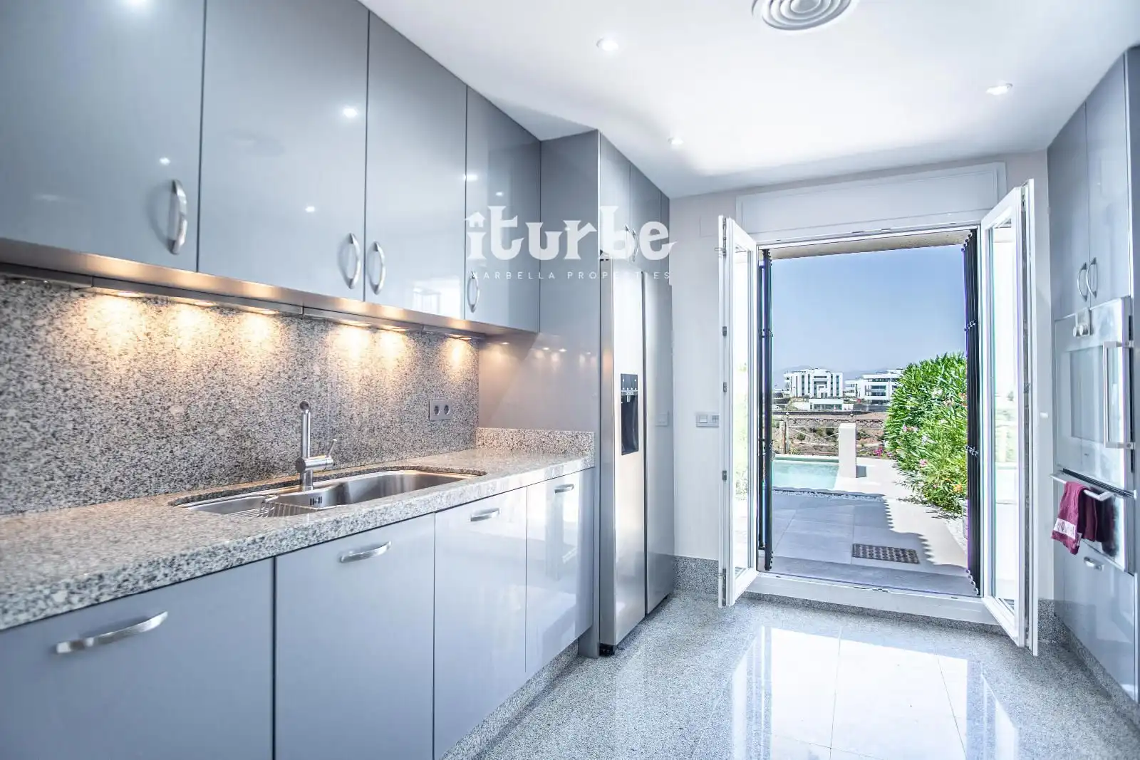 Houses for rent in Eagle-Santa Clara Golf, 14, Alto de los Monteros