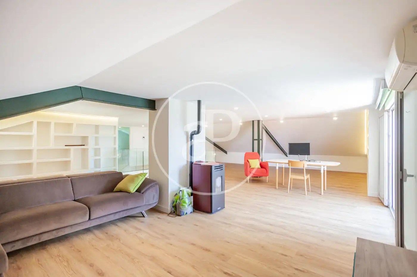 Sala de estar de Casa o chalet de alquiler en Madrid con Aire acondicionado, Calefacción y Jardín privado