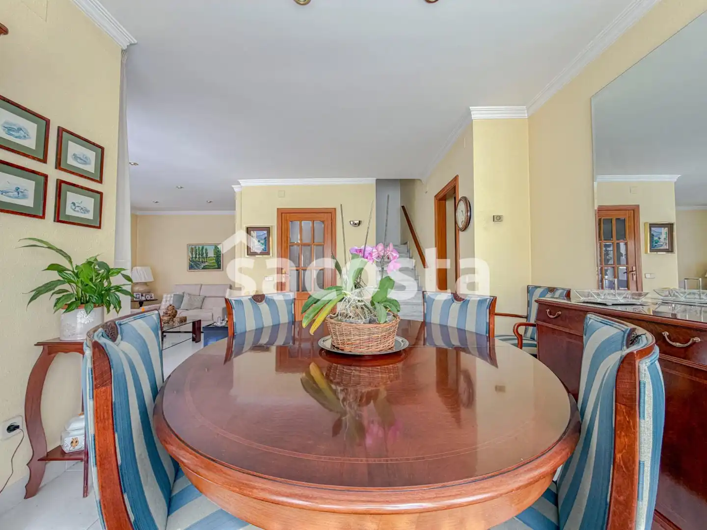 Sala de estar de Casa adosada en venta en Pineda de Mar con Aire acondicionado, Calefacción y Jardín privado
