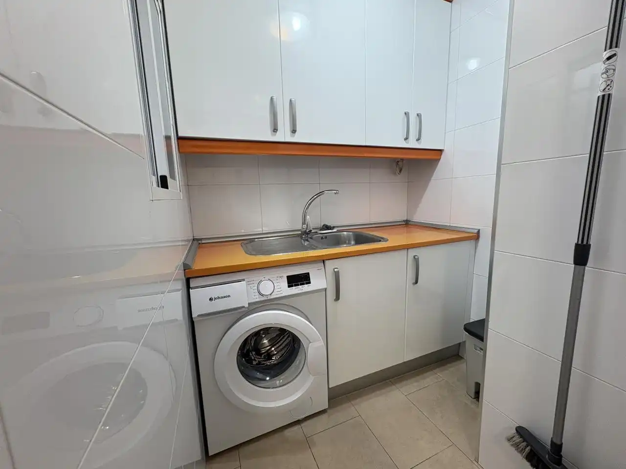 Cocina de Piso de alquiler en Madrid con Aire acondicionado y Balcón