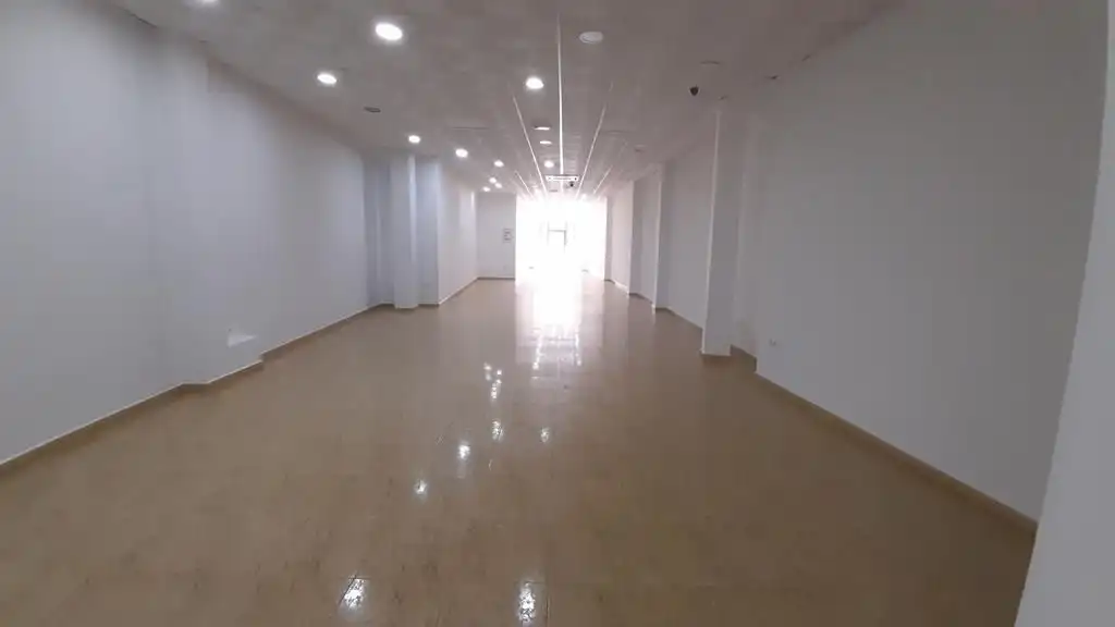 Local comercial de lloguer a La Roda, imagen 6