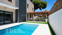 Terrassa de Casa o xalet en venda en Castelldefels amb Calefacció, Jardí privat i Piscina