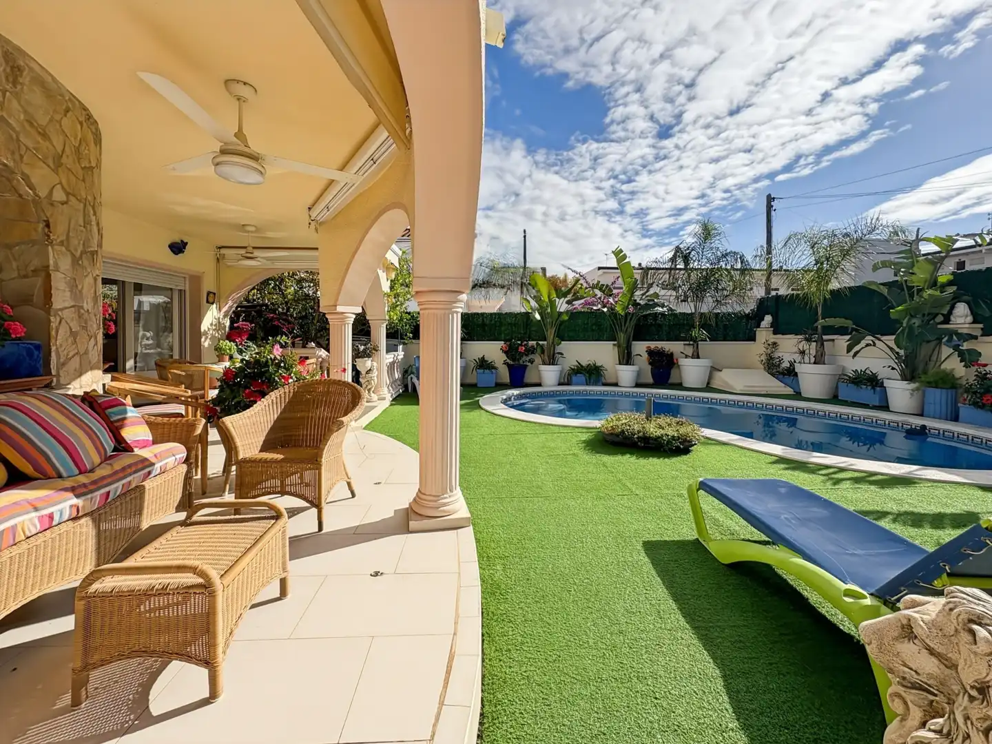 Casa amb piscina en venda a Requesens, imagen 5